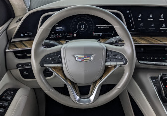 Подержанный автомобиль Cadillac Escalade Suv 2021 года (21 фото)