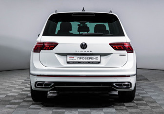 Подержанный автомобиль Volkswagen Tiguan 2021 года (6 фото)