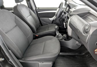 Подержанный автомобиль Nissan Terrano 2019 года (23 фото)