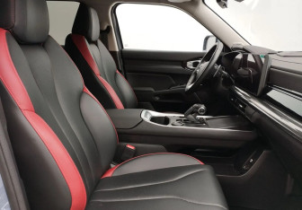 Подержанный автомобиль Haval H3 2024 года (10 фото)