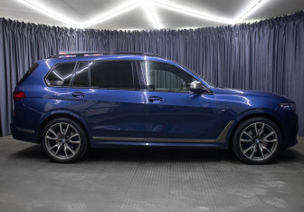 Подержанный автомобиль BMW X7 2019 года (4 фото)