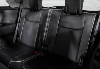 Подержанный автомобиль Infiniti QX60 2017 года (17 фото)