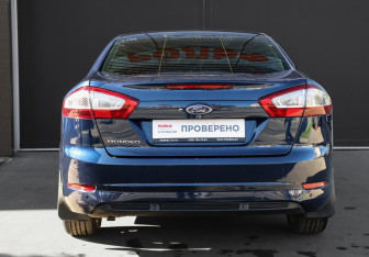 Подержанный автомобиль Ford Mondeo Sedan 2012 года (6 фото)
