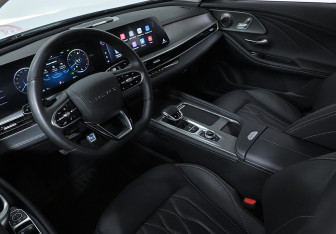 Подержанный автомобиль Chery Arrizo 8 2024 года (7 фото)