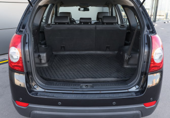 Подержанный автомобиль Chevrolet Captiva 2008 года (9 фото)