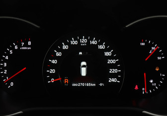 Подержанный автомобиль Kia Sorento 2014 года (11 фото)