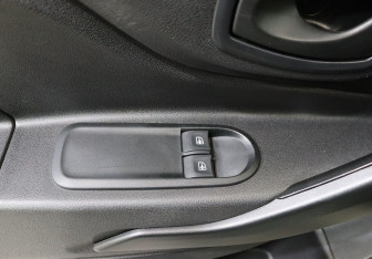 Подержанный автомобиль LADA (ВАЗ) XRAY 2018 года (10 фото)