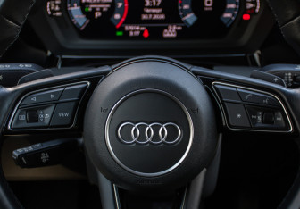 Подержанный автомобиль Audi A3 Sedan 2021 года (16 фото)