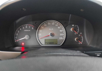 Подержанный автомобиль Hyundai Elantra Sedan 2008 года (14 фото)