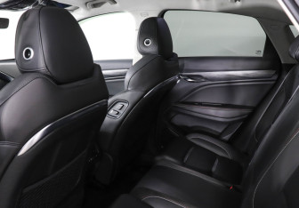 Подержанный автомобиль Geely Tugella 2022 года (12 фото)