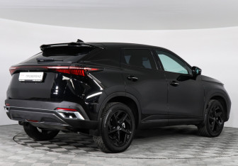 Подержанный автомобиль Omoda C5 2023 года (5 фото)