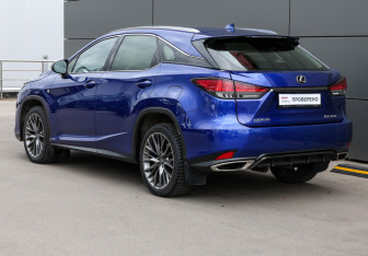 Подержанный автомобиль Lexus RX 2019 года (7 фото)
