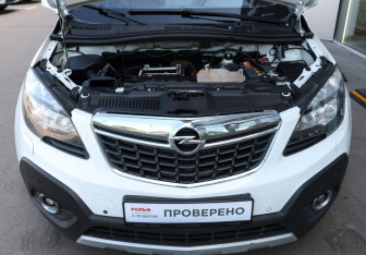 Подержанный автомобиль Opel Mokka 2014 года (9 фото)