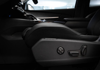 Подержанный автомобиль Peugeot 3008 2021 года (25 фото)