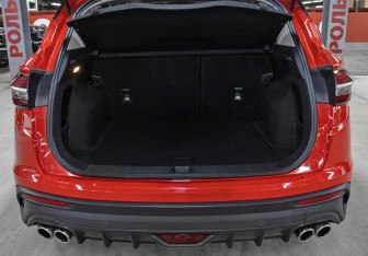 Подержанный автомобиль Geely Coolray 2020 года (10 фото)