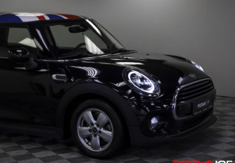 Подержанный автомобиль MINI Hatch 2019 года (27 фото)
