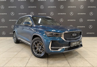 Подержанный автомобиль Geely Monjaro 2023 года (3 фото)