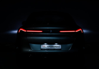 Подержанный автомобиль BMW X6 M 2021 года (20 фото)