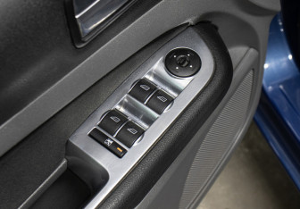 Подержанный автомобиль Ford Focus Sedan 2008 года (19 фото)