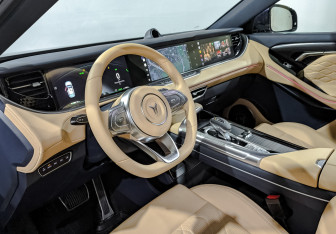 Подержанный автомобиль Voyah Free 2023 года (14 фото)