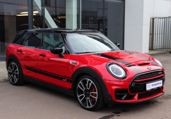 Подержанный автомобиль MINI Clubman Wagon 2022 года (3 фото)