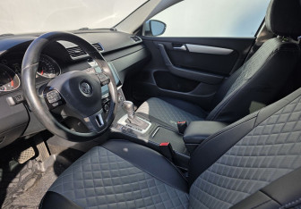Подержанный автомобиль Volkswagen Passat Sedan 2011 года (9 фото)