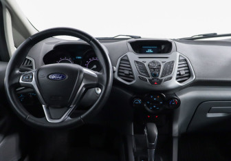 Подержанный автомобиль Ford EcoSport 2014 года (7 фото)