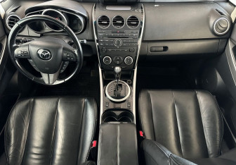 Подержанный автомобиль Mazda CX-7 2011 года (11 фото)