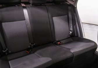 Подержанный автомобиль Volkswagen Polo Sedan 2018 года (10 фото)