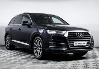 Подержанный автомобиль Audi Q7 2016 года (3 фото)