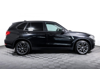 Подержанный автомобиль BMW X5 2014 года (4 фото)