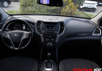 Подержанный автомобиль Hyundai Santa Fe 2015 года (11 фото)