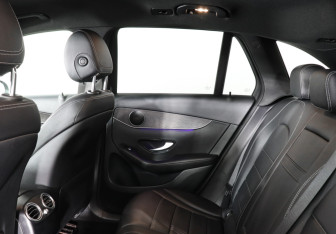 Подержанный автомобиль Mercedes-Benz GLC Coupe 2019 года (14 фото)