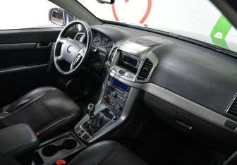 Подержанный автомобиль Chevrolet Captiva 2013 года (9 фото)
