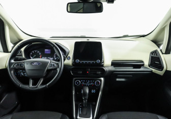 Подержанный автомобиль Ford EcoSport 2018 года (8 фото)
