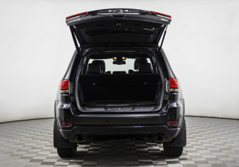 Подержанный автомобиль Jeep Grand Cherokee 2014 года (22 фото)