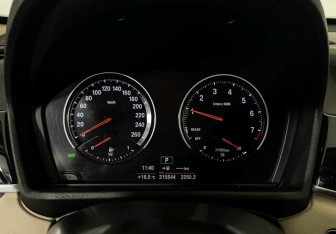 Подержанный автомобиль BMW X1 2019 года (13 фото)