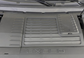Подержанный автомобиль Exeed LX 2022 года (9 фото)