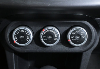 Подержанный автомобиль Mitsubishi Lancer Sedan 2007 года (13 фото)