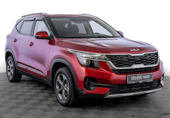Подержанный автомобиль Kia Seltos 2022 года (3 фото)