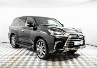 Подержанный автомобиль Lexus LX 2016 года (3 фото)