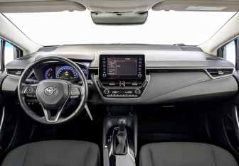 Подержанный автомобиль Toyota Corolla Sedan 2019 года (14 фото)