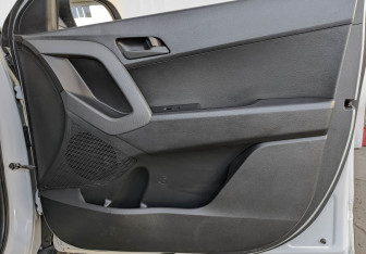 Подержанный автомобиль Hyundai Creta 2018 года (23 фото)