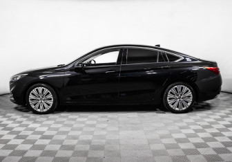 Подержанный автомобиль Hongqi H5 2022 года (8 фото)