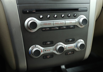 Подержанный автомобиль Nissan Murano Suv 2013 года (17 фото)