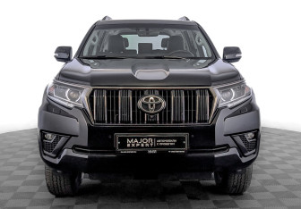 Подержанный автомобиль Toyota Land Cruiser Prado 2021 года (2 фото)