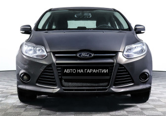 Подержанный автомобиль Ford Focus Hatchback 2013 года (2 фото)