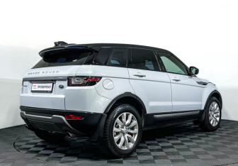 Подержанный автомобиль Land Rover Range Rover Evoque 2015 года (5 фото)