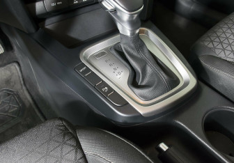 Подержанный автомобиль Kia Ceed Hatchback 2019 года (15 фото)