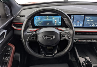 Подержанный автомобиль Geely Coolray 2024 года (22 фото)